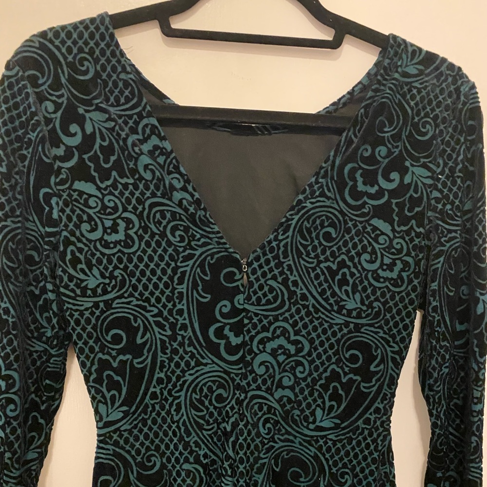 Velvet patterned green and black body con dress